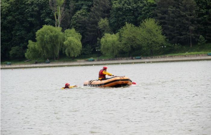 De la începutul sezonului estival, în bazinele acvatice din țară și-au pierdut viața 32 persoane. Foto: dse.md