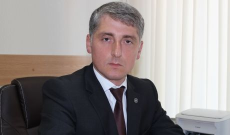 Procurorul general interimar, Eduard Harunjen, este unul din cei şase candidaţi la şefia Procuraturii Generale. Foto: procuratura.md