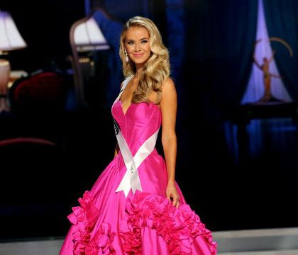 Olivia Jordan, o tanara de 26 de ani din Oklahoma, a fost incoronata Miss SUA la editia din 2015. Foto: protv.md
