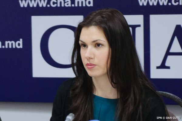 Personal asupra mea, nu au fost făcute presiuni, n-a încercat nimeni să mă influenţeze