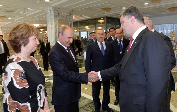 Порошенко и Путин готовятся к новому разговору, Фото: AP