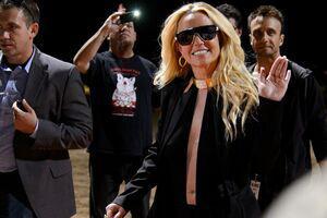 Britney Spears se mută la Planet Hollywood din Las Vegas pentru doi ani, urmând să susțină o serie de 50 de concerte pe an.