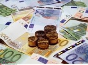 Moneda unică europeană are o rată oficială de 18,83 de lei, marcând o depreciere nesemnificativă.