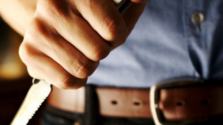 Crimă şocantă în raionul Făleşti, de Paştele Blajinilor. Un tânăr de 28 ani a fost ucis cu bestialitate, iar fratele său de 37 de ani a ajuns la spital, în urma unei încăierări dintre două familii.