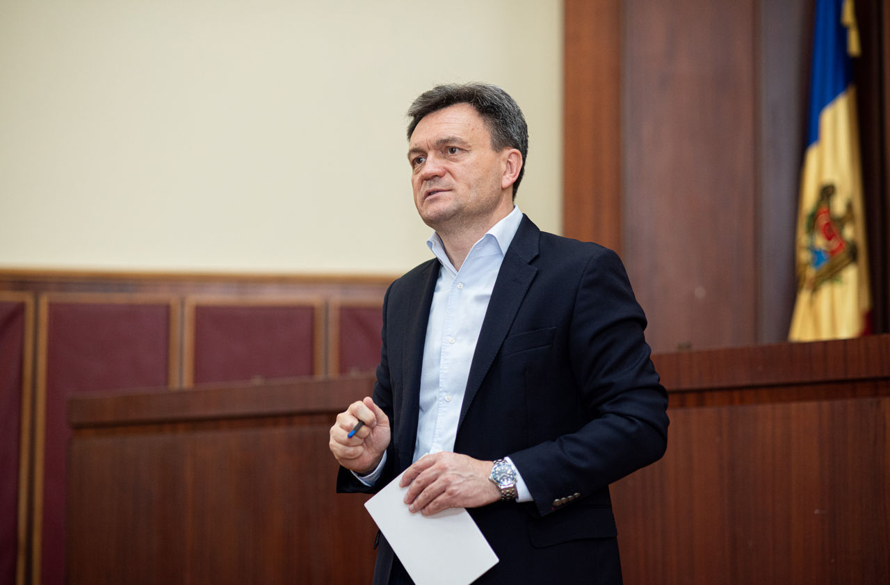 Премьер-министр Дорин Речан.
