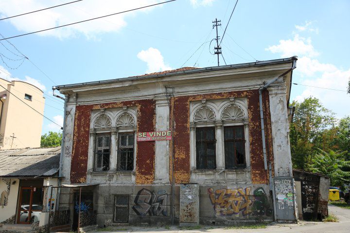 Исторический центр Кишинёва медленно разрушается.