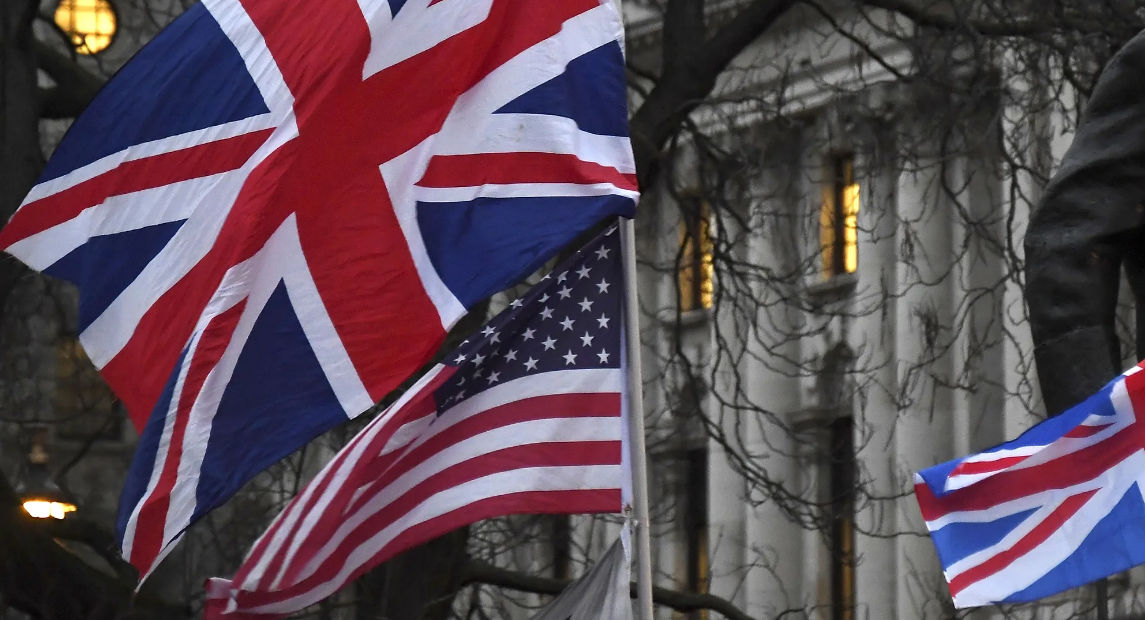 США и Лондон хотят лишить РФ доходов для ведения войны.