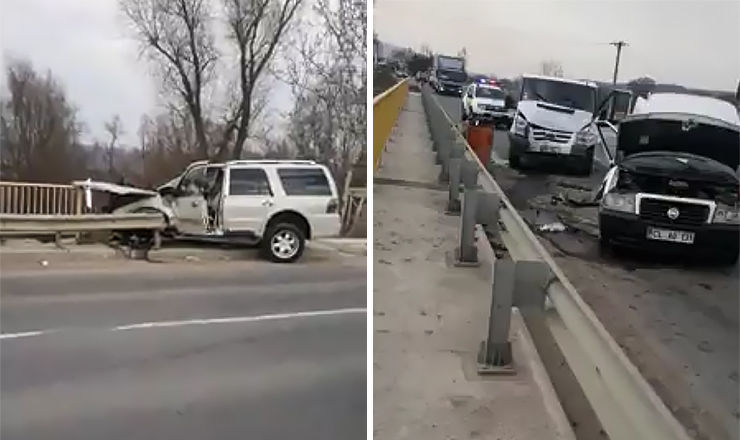 Около Буковэц столкнулись три автомобиля.