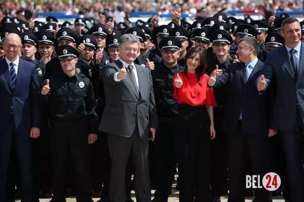 Порошенко: Это новая страница истории Украины.
