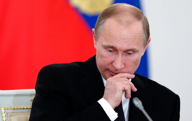 Чеченский след в деле об убийстве Немцова очень встревожил Путина, пишет Bloomberg.