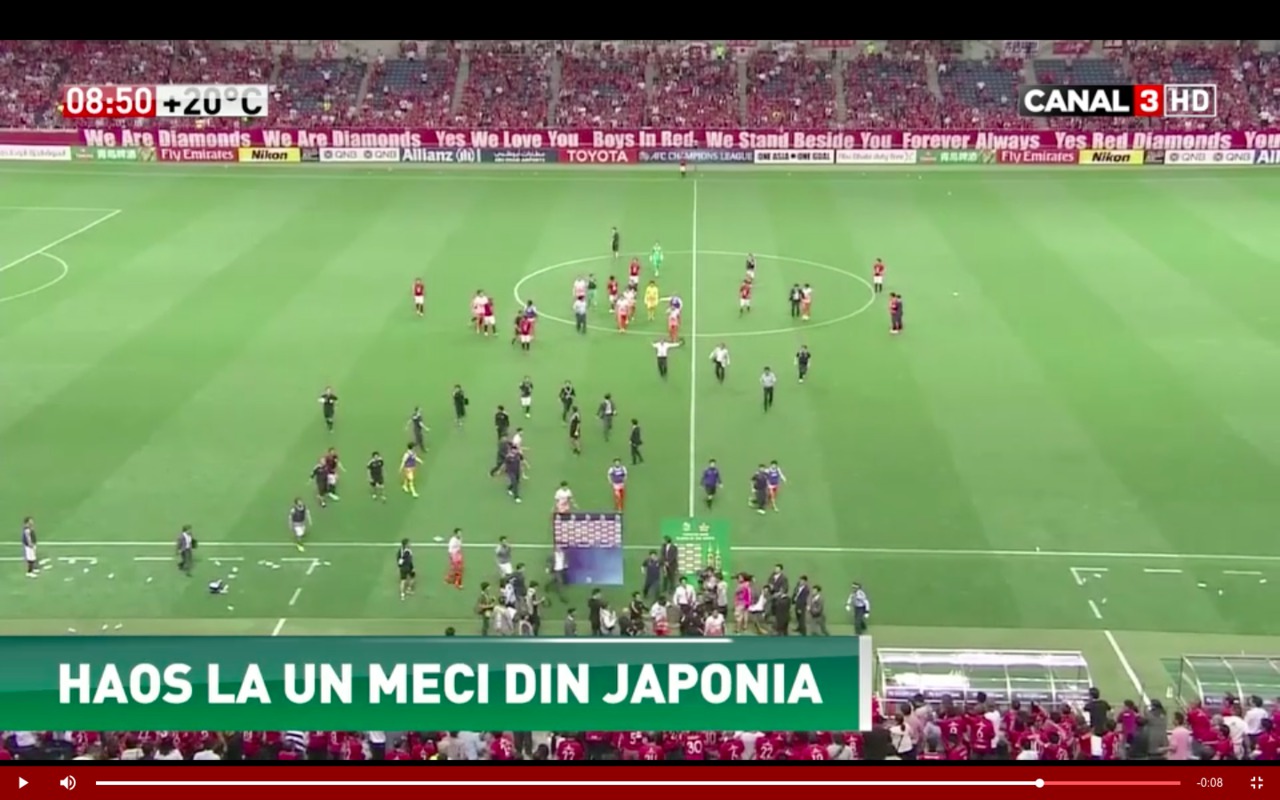 Jucătorii formaţiilor de la Urawa Red Diamonds şi cei de la Jeju United s-au luat la bătaie. 