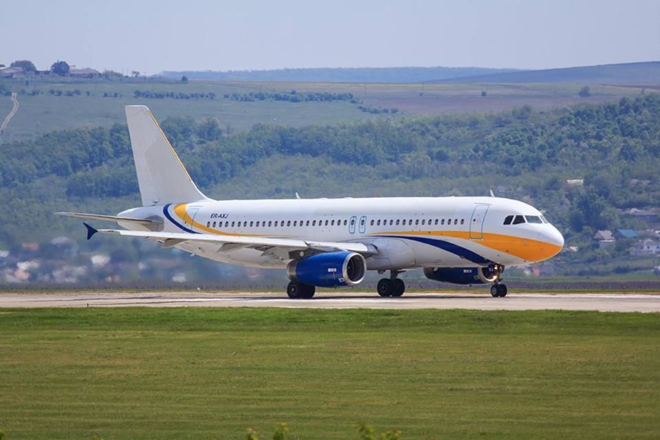 Cosmarul a inceput duminica, sute de moldoveni au pornit de la Heraklion la Chisinau, insa nu au mai ajuns.