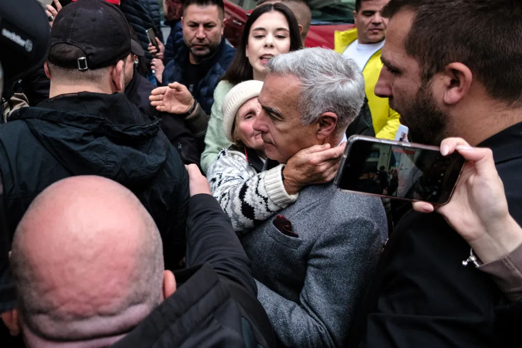 Procurorii au extins urmărirea penală în cazul lui Călin Georgescu: Este acuzat de propagandă legionară.