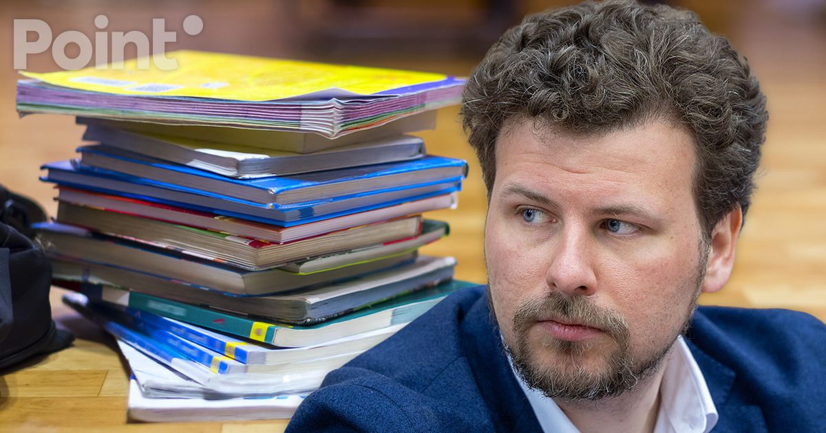 Ministerul Educației explică regulile privind distribuirea manualelor școlare în 2025.