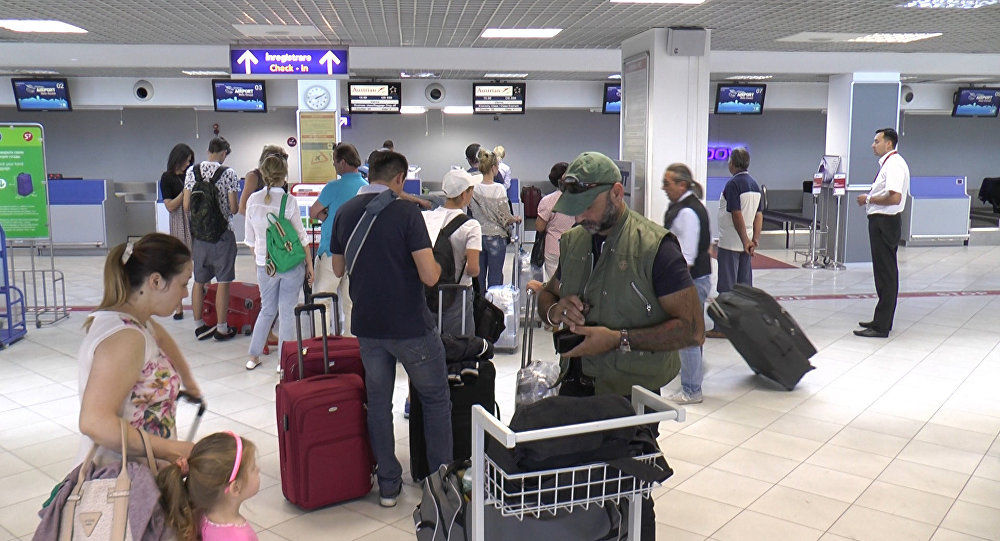 Unui hamal de la A321 i-a fost transmisă o valiză care nu a fost verificată. Foto: sputnik.md