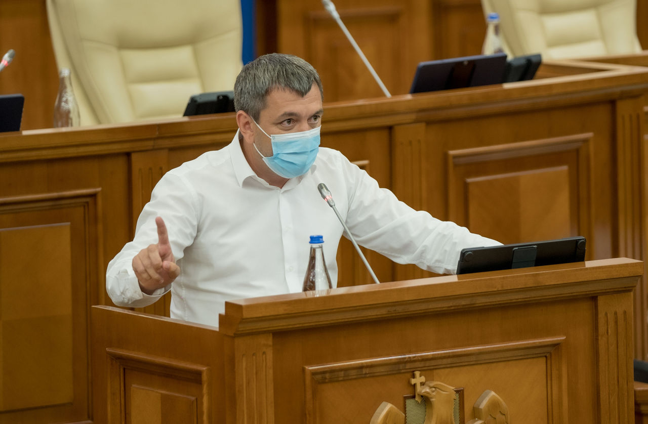 Депутат PAS Лилиан Карп.