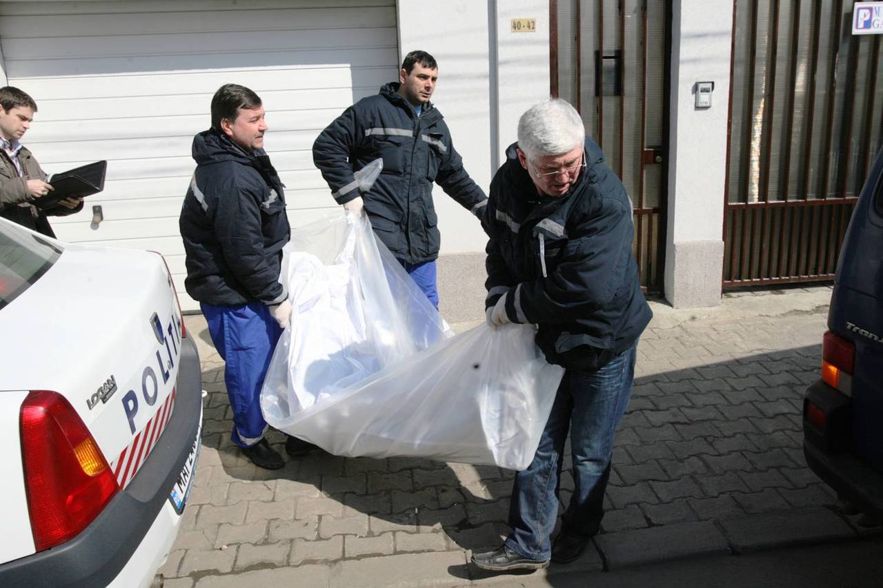 În dimineaţa zilei de 20 iulie 2013, pe strada Tăbăcăria Veche din Chişinău, pe malul râului Bâc, un trecător a observat cadavrul unei femei.
