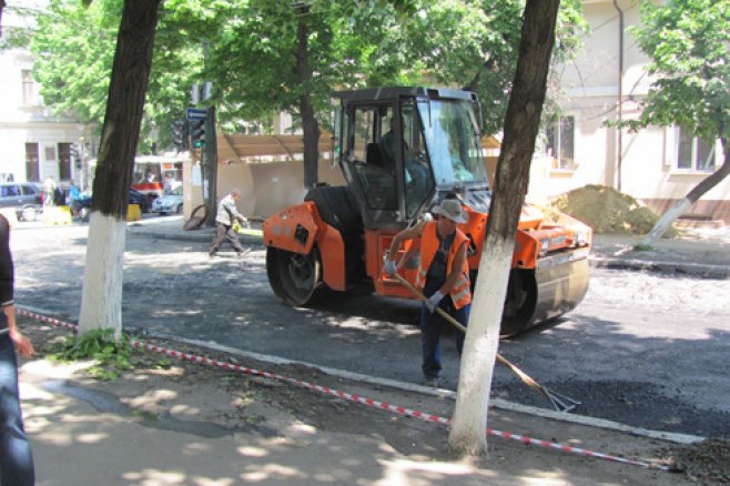 В деле о  хищениях на муниципальном предприятии EXDRUPO подозревают директора Ефима Кептэнара и его заместителей.