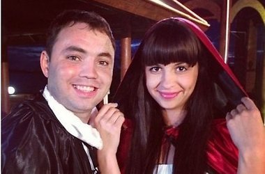 Организаторы побаиваются, что из-за страстей Устиненко и Гобозова, которые могут накалится в сложный период, проект могут и вовсе закрыть.
