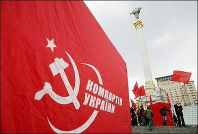 В СБУ прошел допрос лидера Компартии Украины Петра Симоненко.