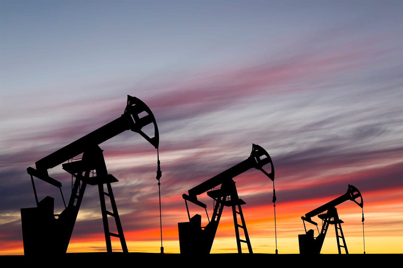 WSJ: Саудовская Аравия угрожает обвалить цены на нефть до 50 долларов.
