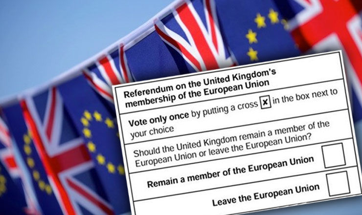 Трое британских министров заявили, что Brexit должен быть отложен, если парламент не проголосует за соглашение с ЕС в ближайшие дни.