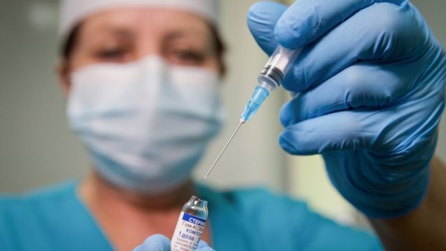 В наличии достаточно вакцин: Pfizer, Johnson&amp;Johnson, AstraZeneca, Sinovac, Sputnik V (2 доза).