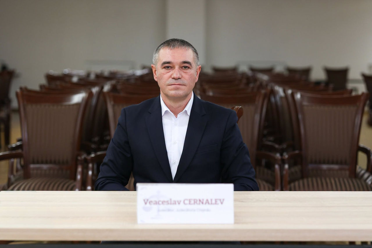 Магистрат Вячеслав Черналев заслушан Комиссией по оценке судей.