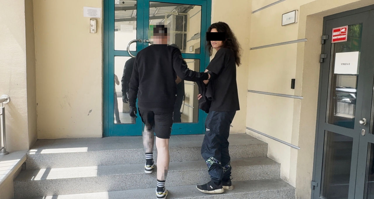 Un bărbat a luat ostatic un taximetrist în Varșovia și cerea țigări „soft-pack”.