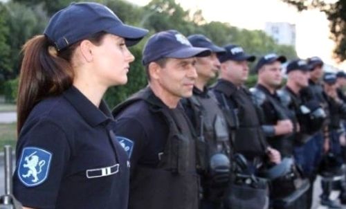 Riscă să rămână fără salarii.  MAI s-a pomenit cu datorii de milioane, Foto simbol: HotNews.md