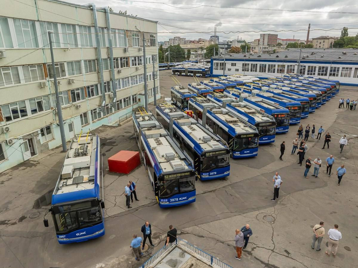 Troleibuze second-hand, achiziționate din Tallinn și Riga, au apărut pe străzile din Chișinău.