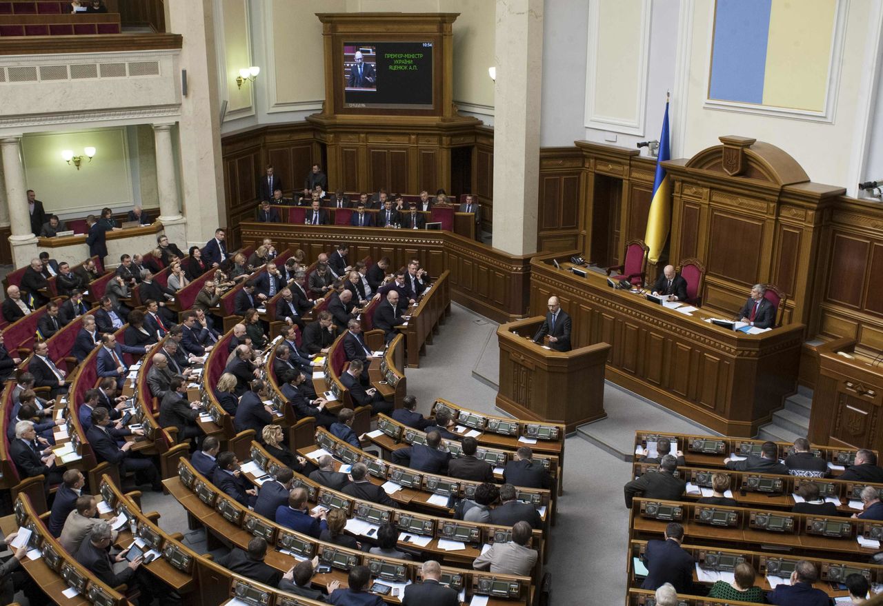Выход на прямые переговоры с представителями России позволит урегулировать конфликт.