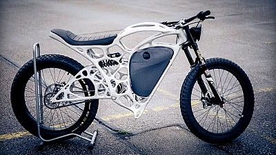 O bicicletă electrică a reușit să parcurgă 360 km doar cu o singură alimentare