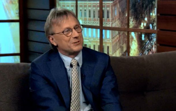 НБУ возглавит председатель правления Райффайзен Банк Аваль Владимир Лавренчук, пишет Bloomberg.
