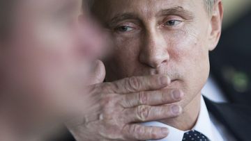 Те, кто принципиально поддерживают Россию, даже когда там к власти приходит Путин, становятся пособниками его империализма.