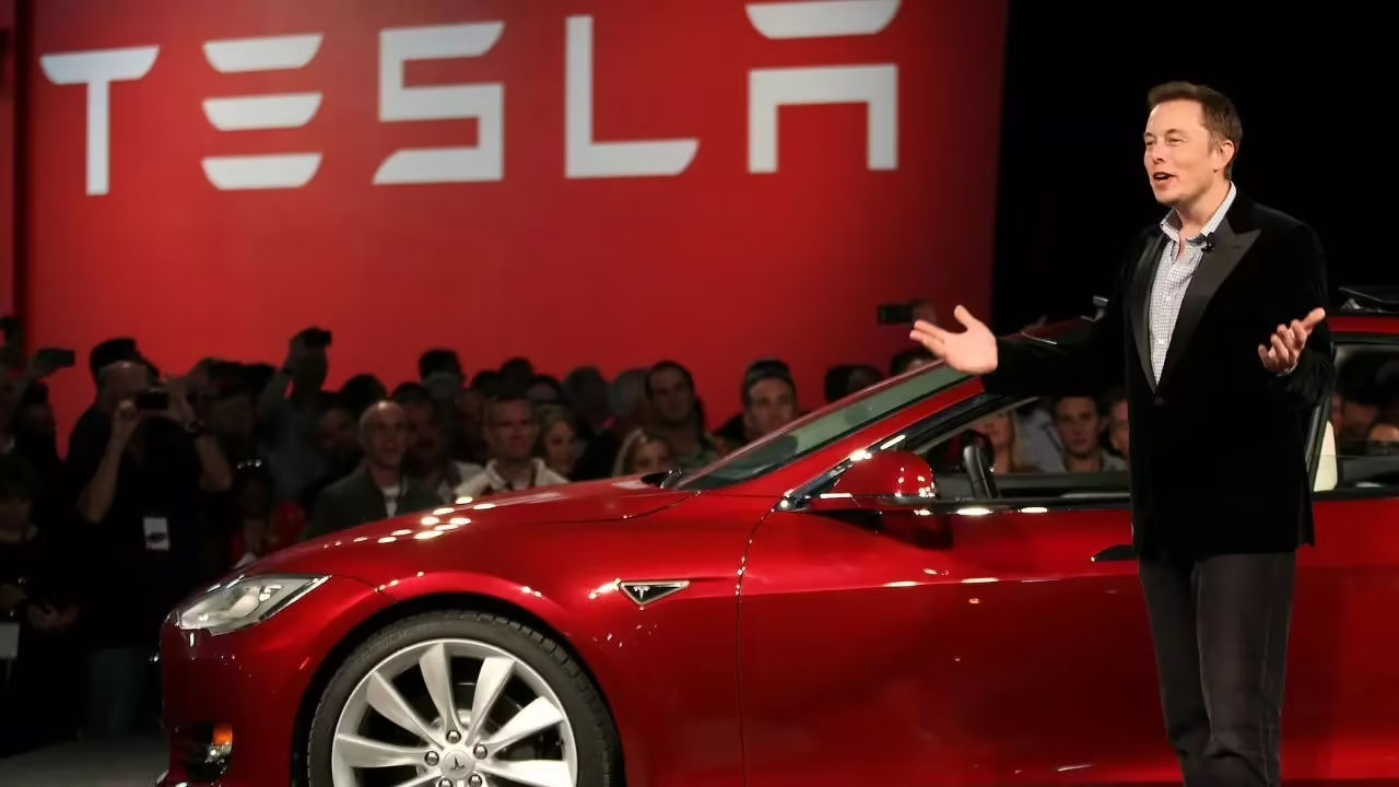 Tesla îi propune lui Musk să renunțe la salariu și să primească un trilion de dolari.