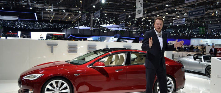 Глава компании Tesla Илон Маск