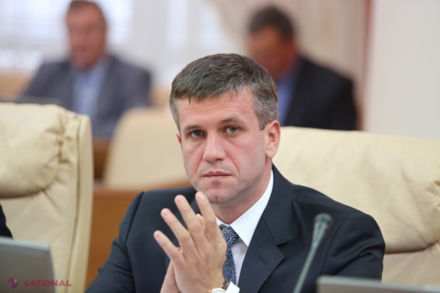 În același timp, Botnari a declarat că agenții economici care încalcă prevederile contractuale nu vor fi admiși la alte licitații.