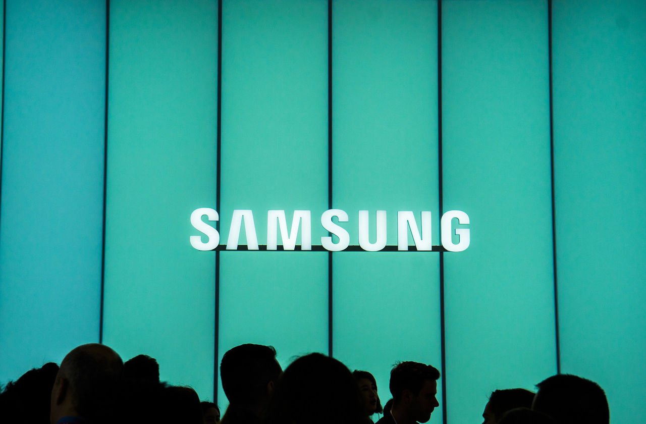 Samsung Galaxy S8 будет представлен не позднее марта 2017 года, уверены источники Bloomberg.