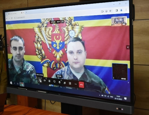 Командующий молдавской армии обсудил с миротворцами службу в Косово.