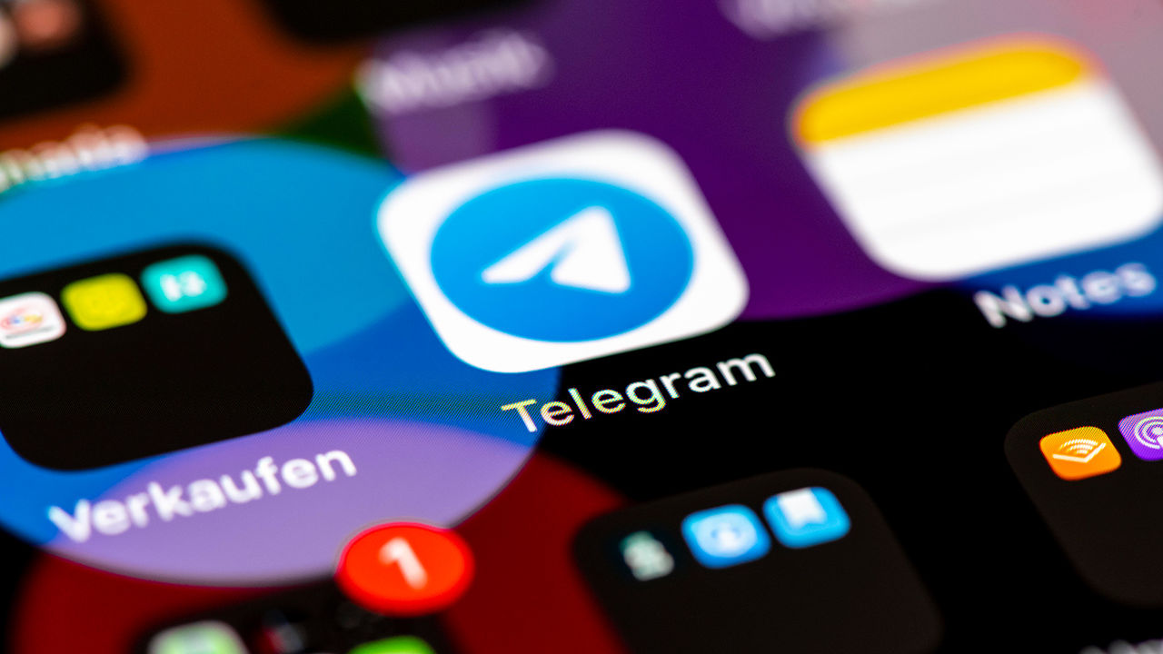 Эксперт рассказал о скрытых функциях мессенджера Telegram.