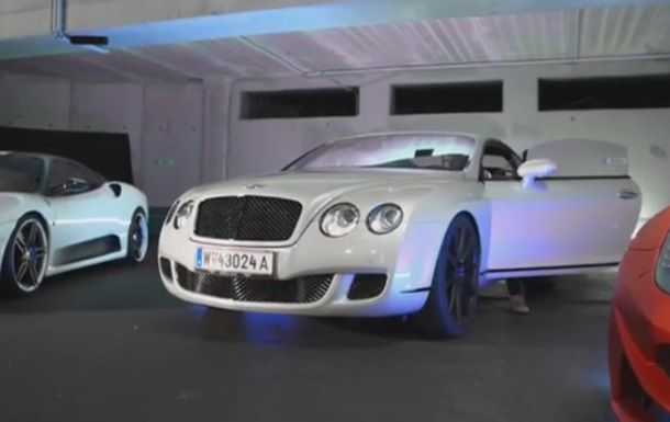 Звуки суперкаров Bentley и Ferrari   превратили в музыку.