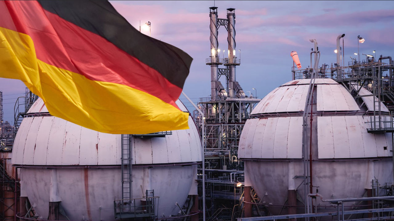 Германия досрочно выполнила план заполнения газохранилищ.