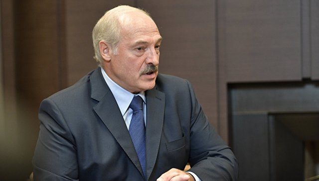 Лукашенко назвал эскалацию напряженности в Европе "политическим заказом".