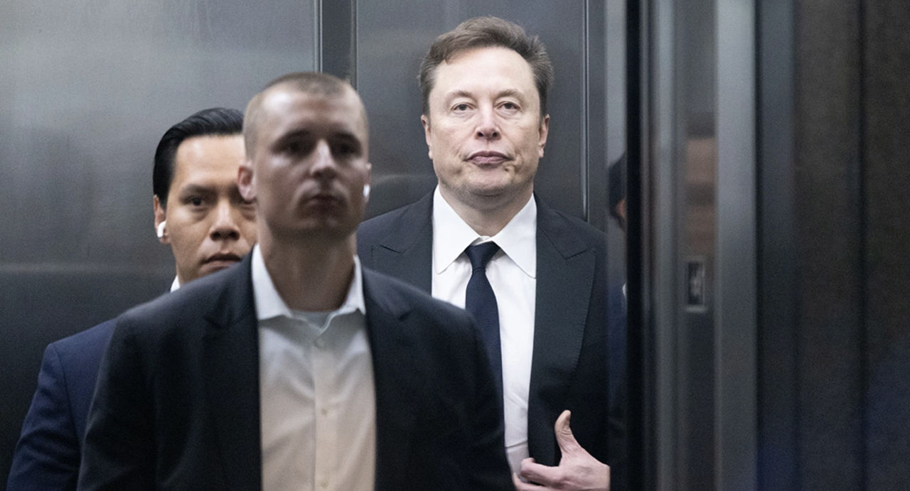 Tesla раскрыла возможную зарплату Маска в 2025 году.