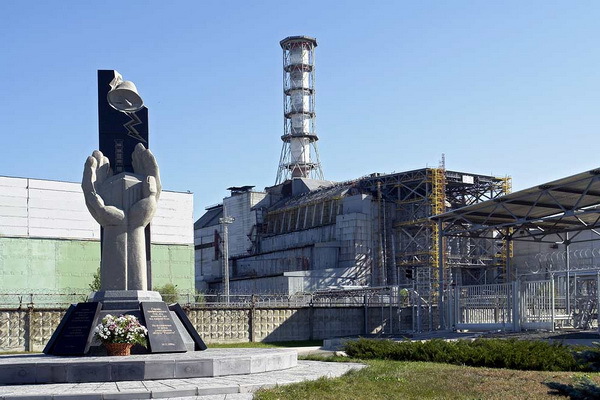 Крупнейшая ядерная техногенная катастрофа в мире — авария на Чернобыльской АЭС, расположенной на севере Киевской области, — произошла в ночь на 26 апреля 1986 года. Фото: turobzor.net