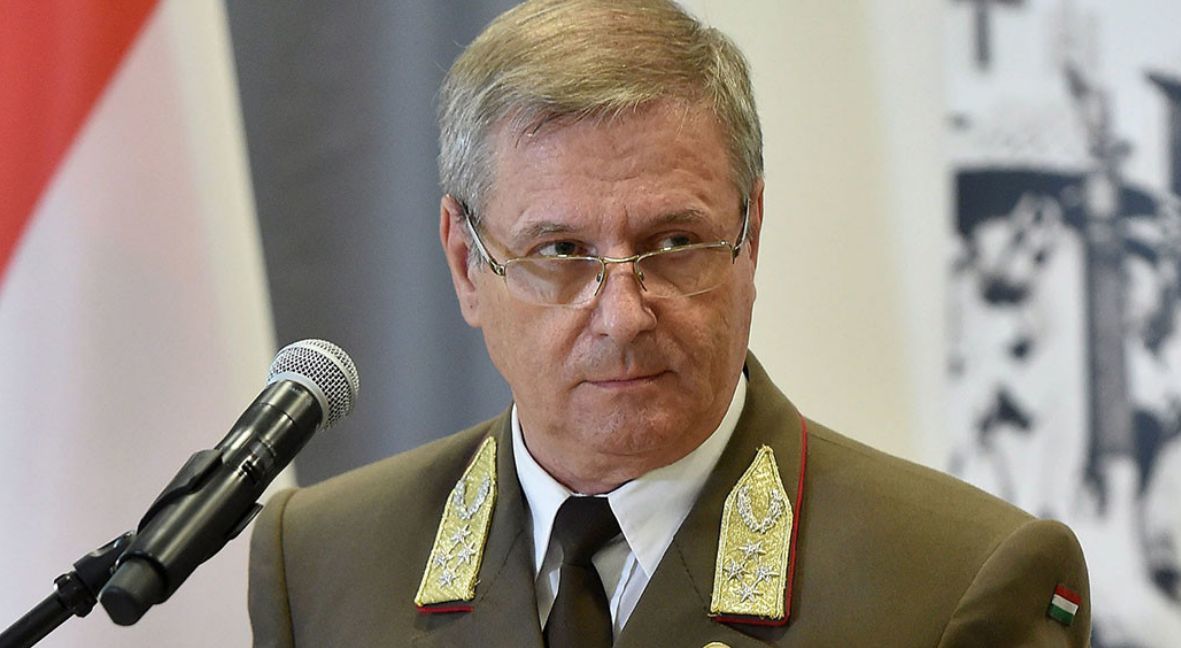 Минобороны Венгрии выступило против размещения военных НАТО в стране.