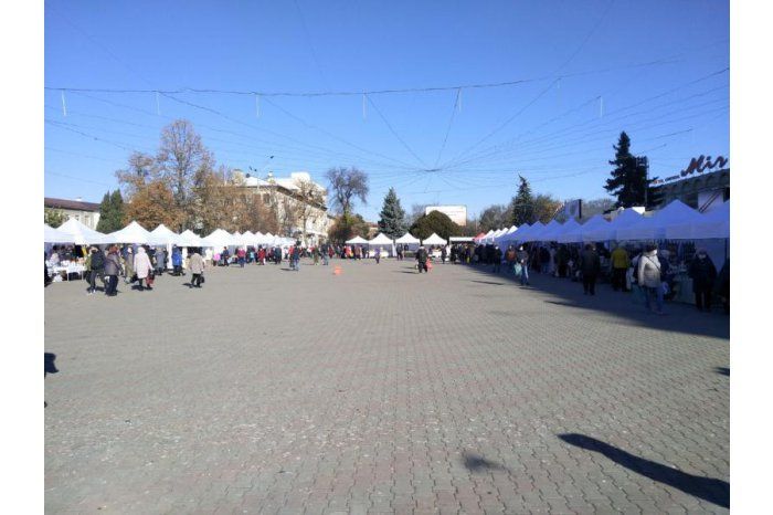 В Бельцах открылась Осенняя ярмарка-2021.