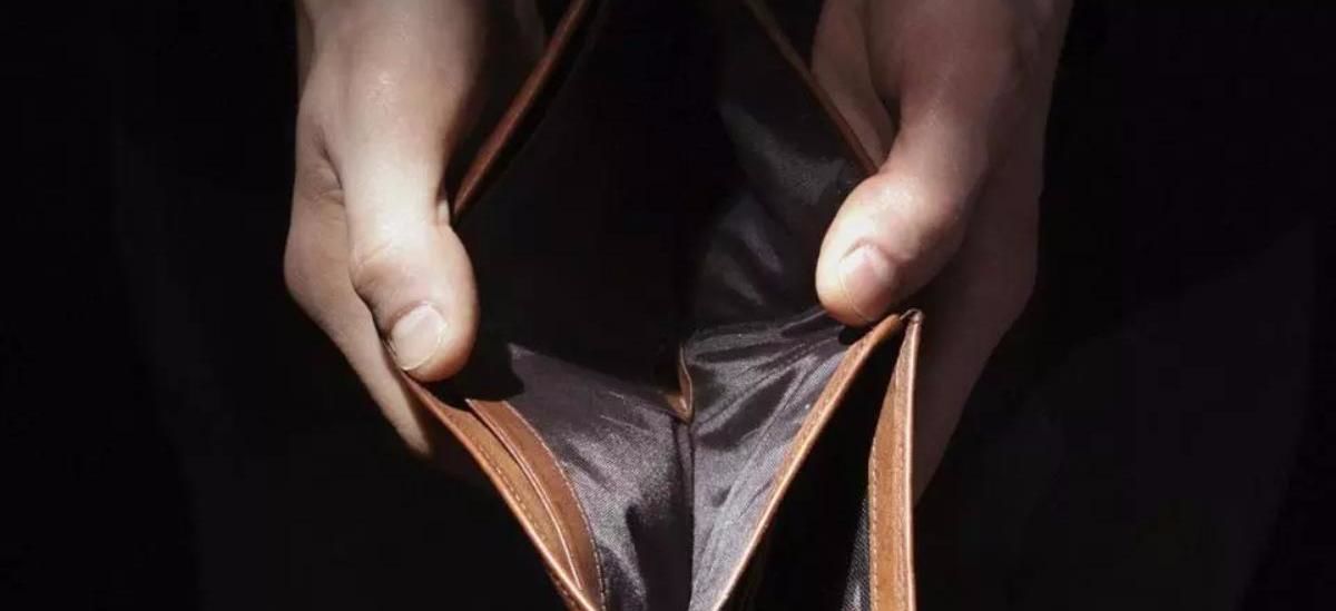 Demnitarii publici cu datorii de peste 1 mln de lei, declarate în 2016. 