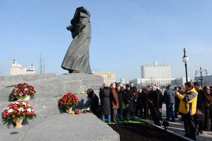 Церемония открытия памятника Тарасу Шевченко после реставрации. Фото: Михаил Воскресенский / РИА Новости